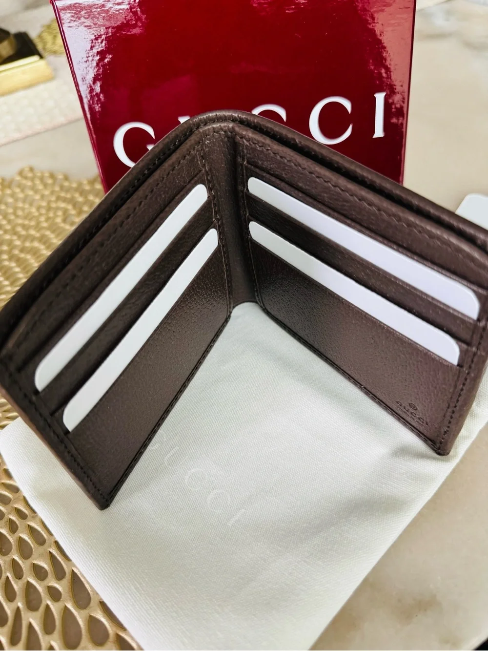 Gucci Beige GG Supreme Men’s Wallet  with Green-Red Web and Gold GG